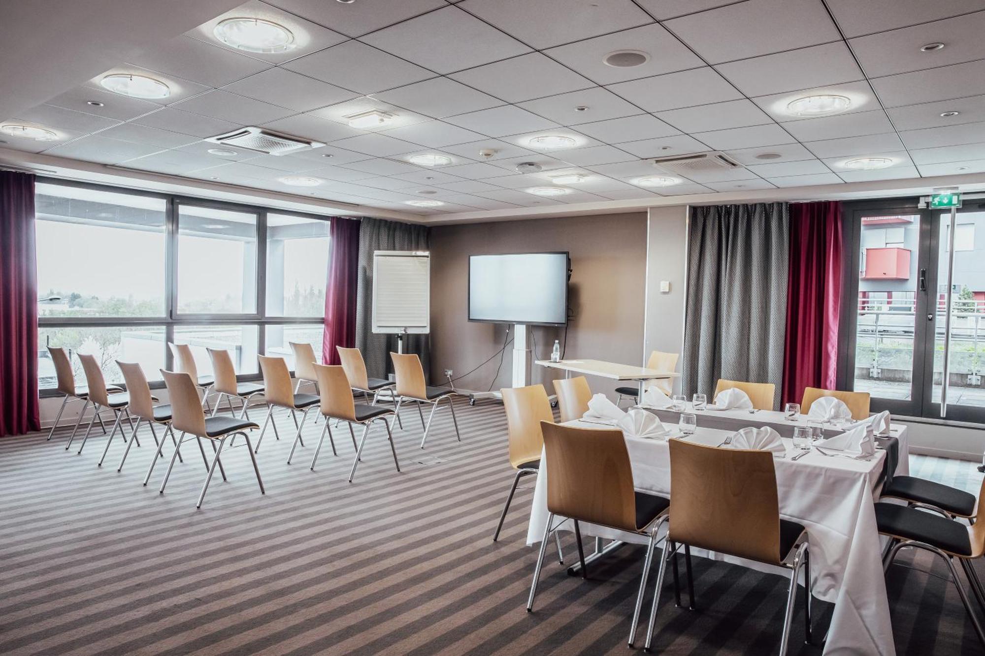 Holiday Inn Mulhouse By Ihg Luaran gambar